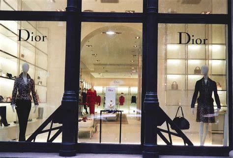 dior budapest store